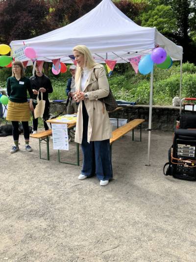 Manuela Anders-Granitzki, Stellvertretende Bezirksbrgermeisterin und Stadtrtin, erffnet den Termin